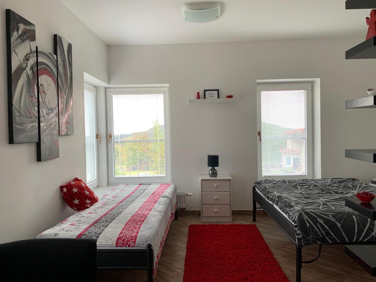 Apartmany Na Rozcesti Lomnice nad Popelkou エクステリア 写真