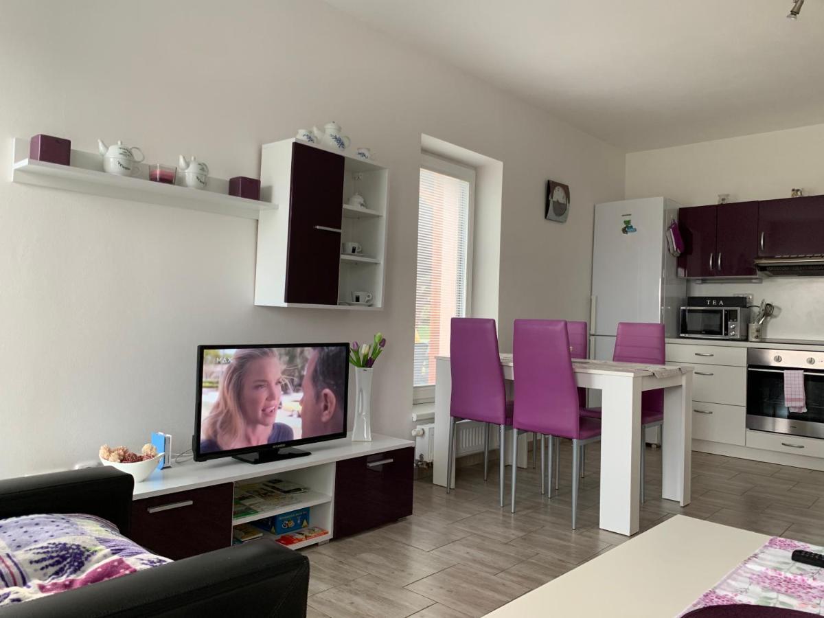 Apartmany Na Rozcesti Lomnice nad Popelkou エクステリア 写真