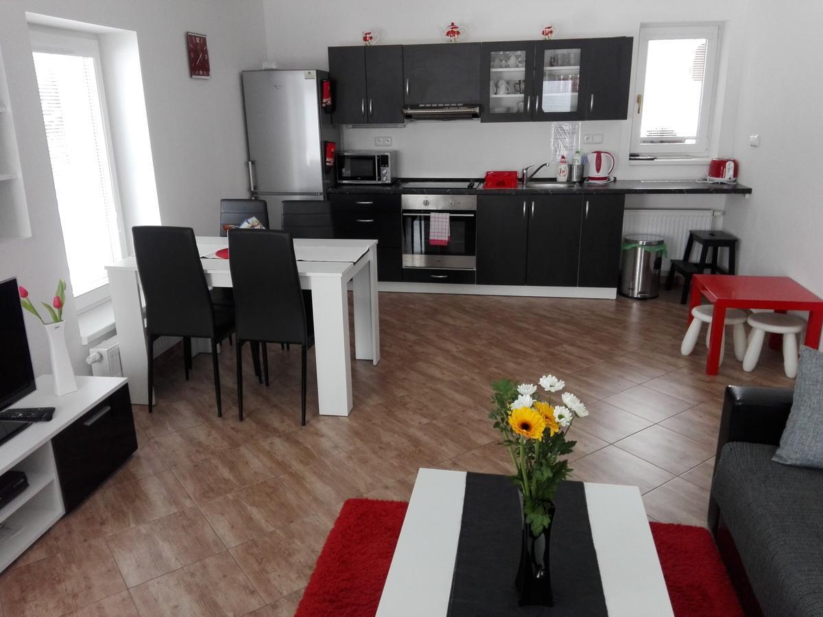 Apartmany Na Rozcesti Lomnice nad Popelkou エクステリア 写真